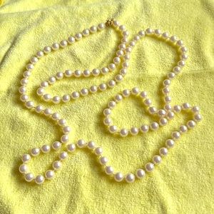 Vintage faux pearl bead extra-long necklace